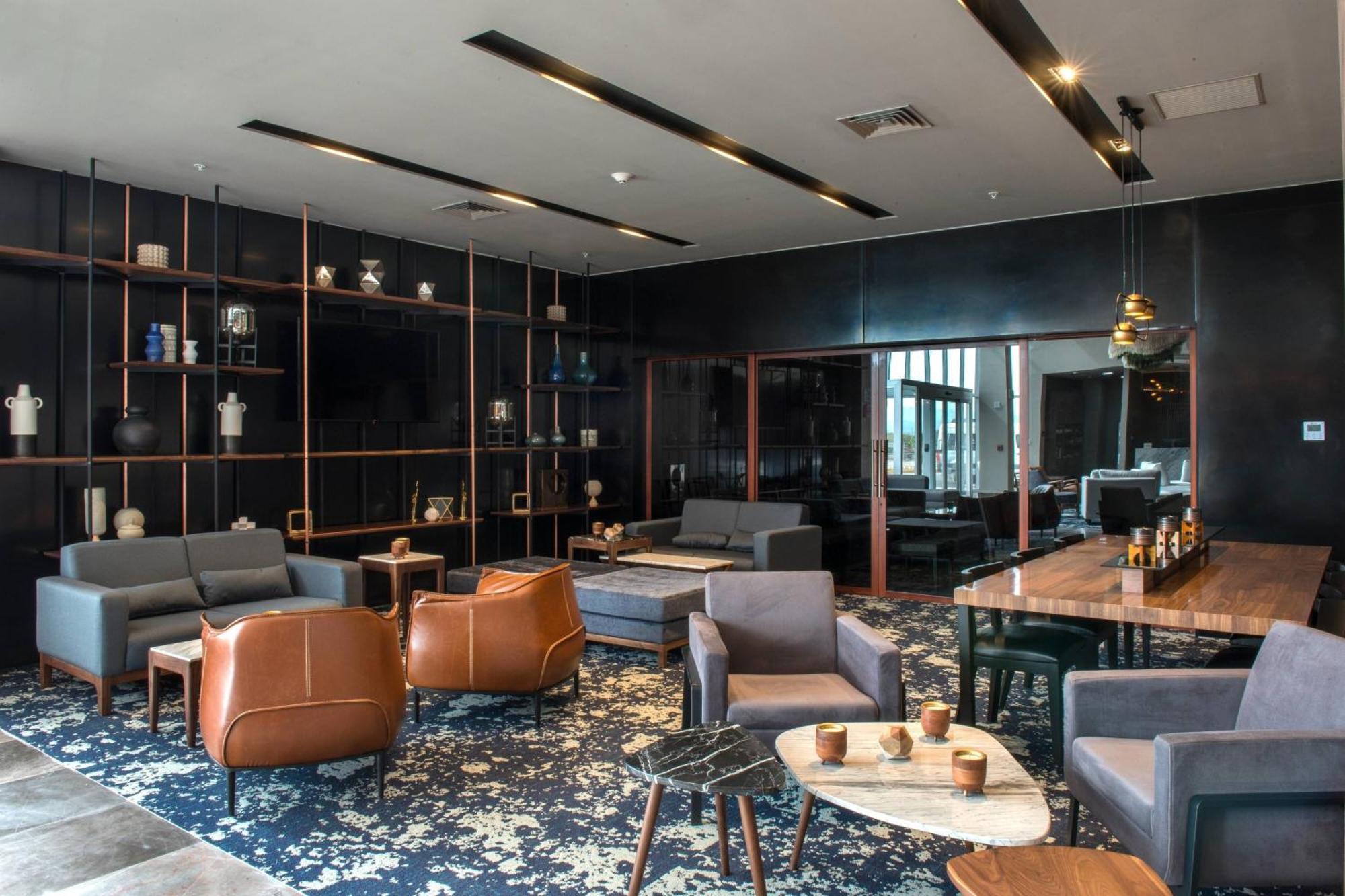 Courtyard By Marriott San Luis Potosi, Los Lagos Esterno foto