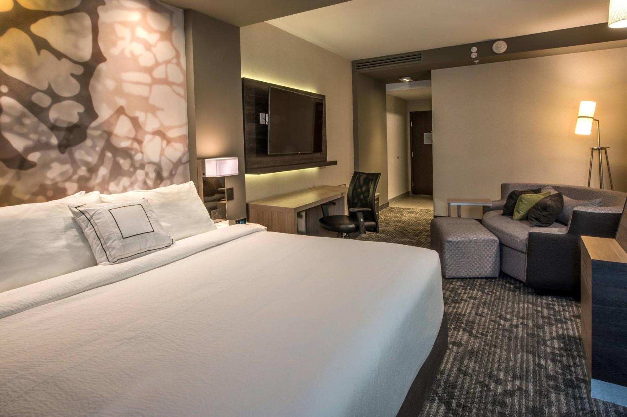 Courtyard By Marriott San Luis Potosi, Los Lagos Esterno foto