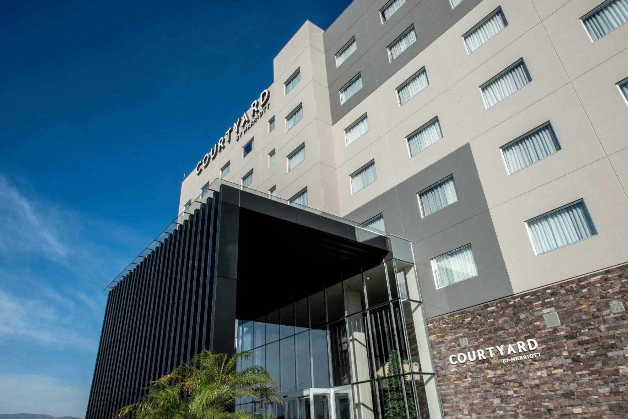 Courtyard By Marriott San Luis Potosi, Los Lagos Esterno foto